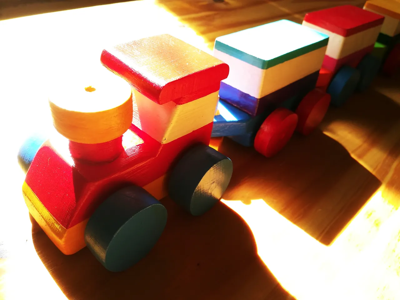 Tren de madera