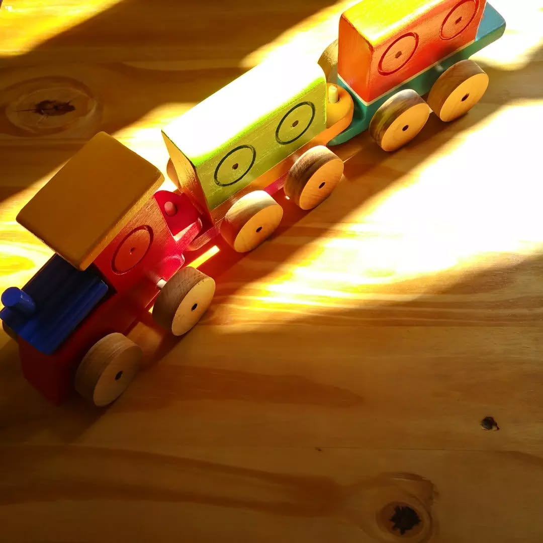 Tren de madera