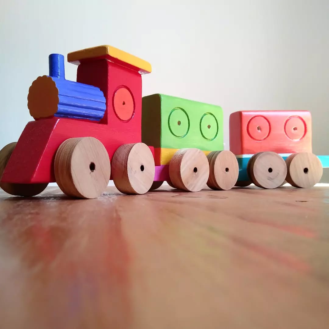 Tren de madera